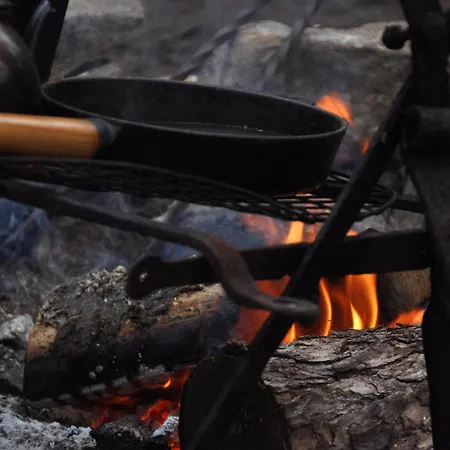 Log-house Wildernest Feriehus *