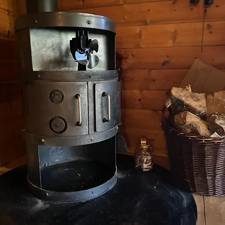 Log-house Wildernest Feriehus *