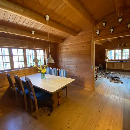 Log-house Wildernest Feriehus Brande