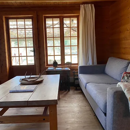 Log-house Wildernest Feriehus *