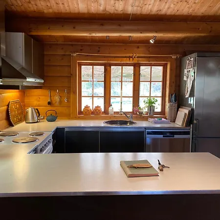 Log-house Wildernest Feriehus